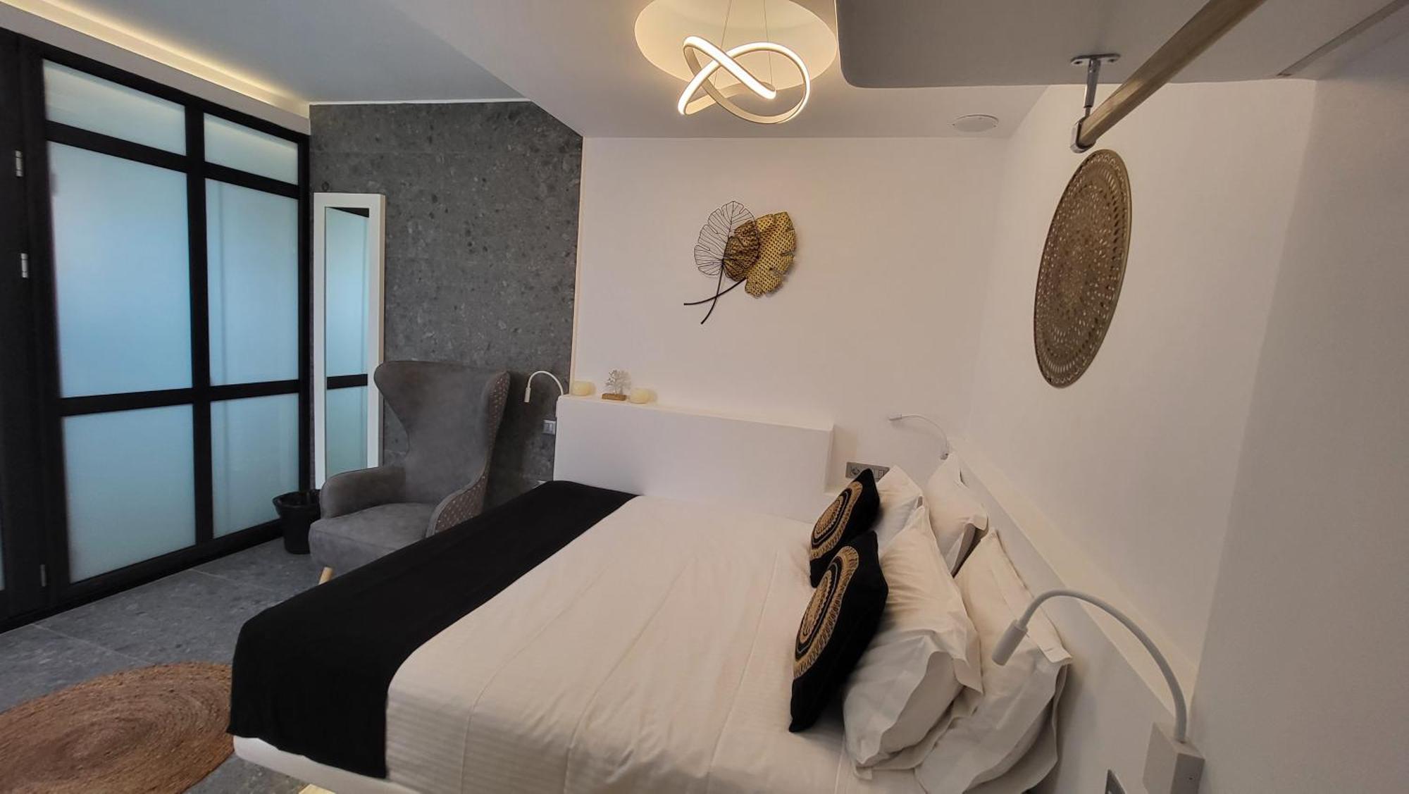 Mykonos Double Luxury Mini Suites - Adults Only Ano Mera Bagian luar foto